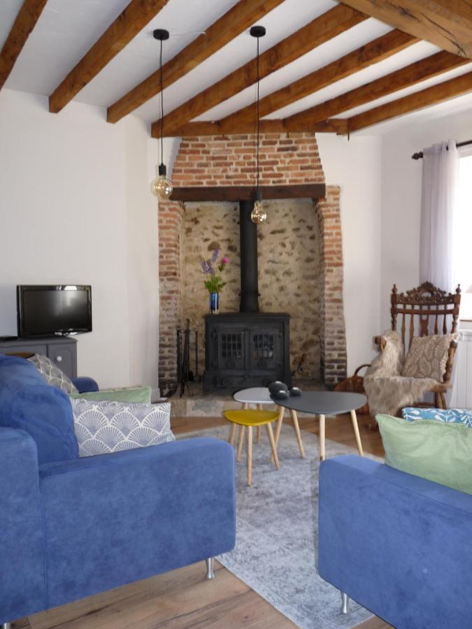 Een Prachtige Gite In Frankrijk Chez Gerard Vieilleville 外观 照片